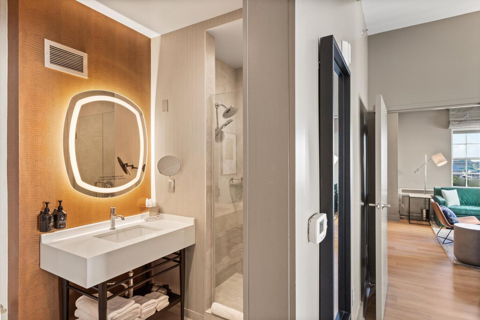 Hotel Indigo Baton Rouge Downtown By Ihg Екстериор снимка